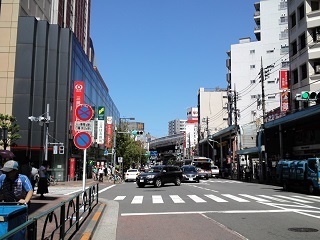 三軒茶屋の駅前