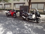 １０００ｃｃと２５０ｃｃバイク